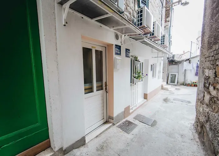 Old Town Krizeva Split